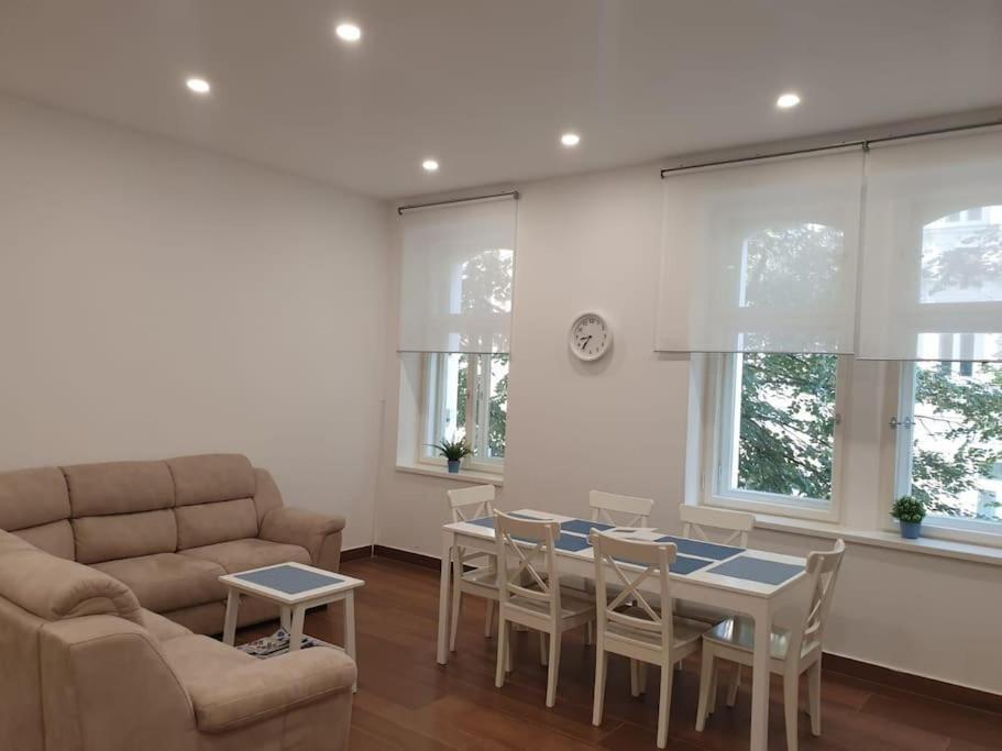 Appartement Prague Downtown Vinohrady - Next To Havlicek Park Extérieur photo